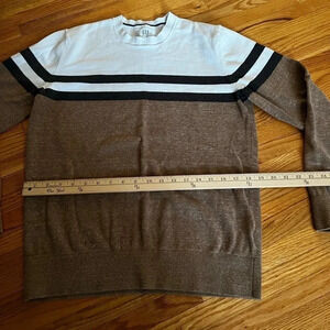 Long sleeve sweater